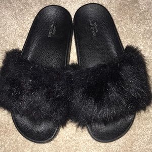 Urban outfitters furry slides